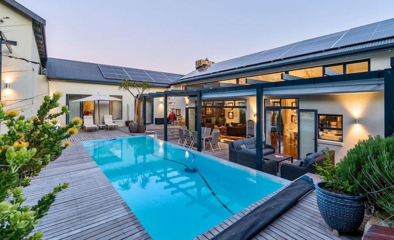 5 Bedroom Property for Sale in Hout Bay Western Cape